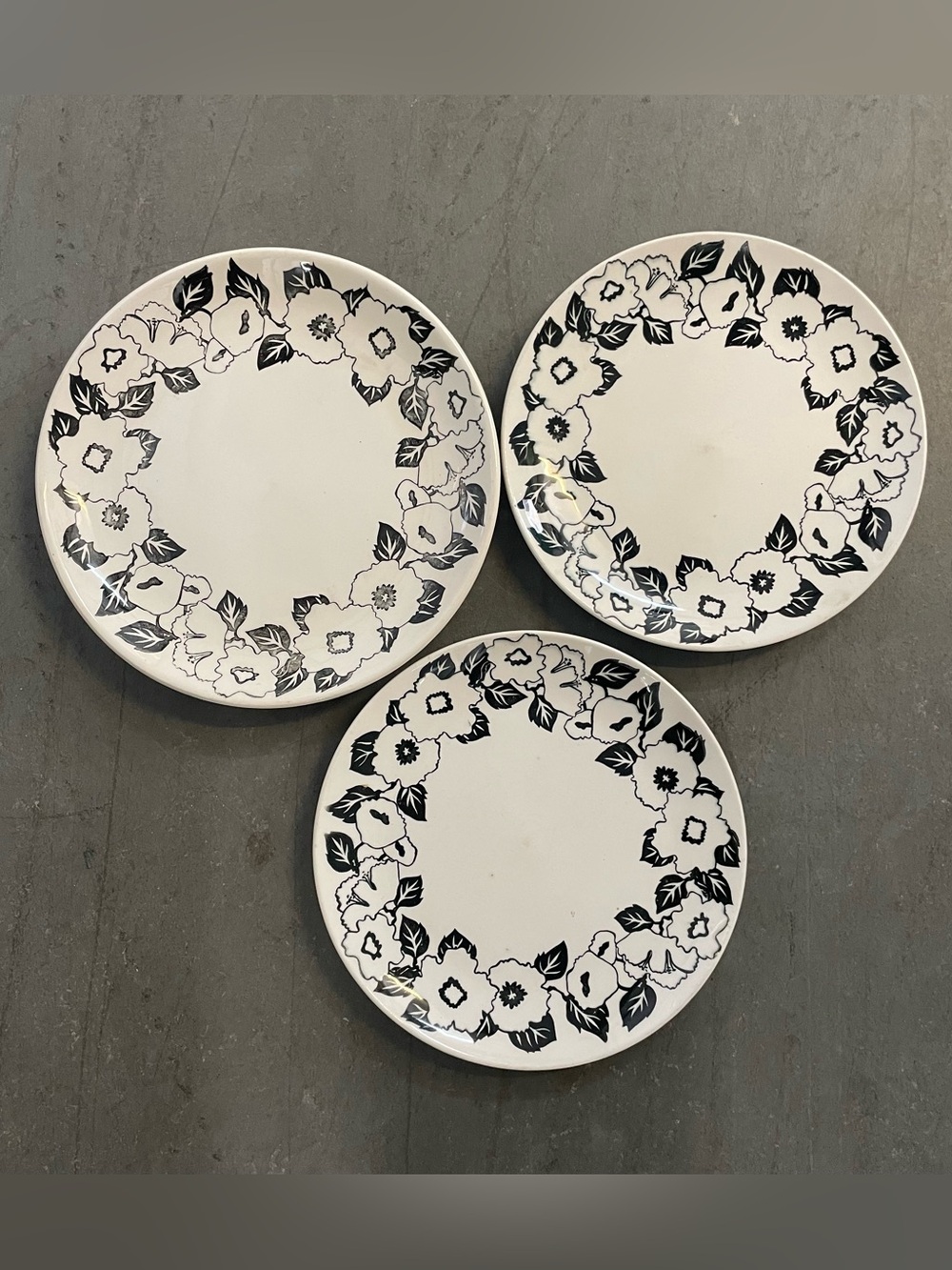 Vintage Mount Clemens Pottery Floral Ceramic Dinner Plates - Set of 3